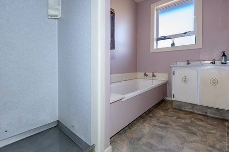 Photo of property in 1/138 Wainoni Road, Avondale, Christchurch, 8061