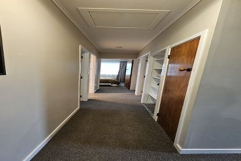 Photo of property in 10 Truby King Street, Merrilands, New Plymouth, 4312