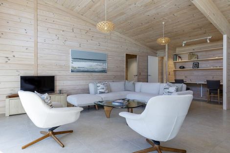 Photo of property in 2 Paulines Way, Wharewaka, Taupo, 3330