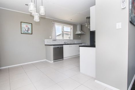 Photo of property in 41 Yvonne Street, Melville, Hamilton, 3206