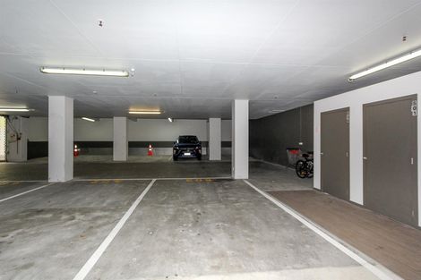 Photo of property in 22 Liardet Apartments, 501/22 Liardet Street, New Plymouth, 4310