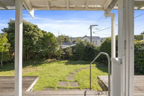 Photo of property in 1 Moir Street, Mount Victoria, Wellington, 6011