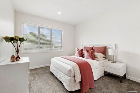 Photo of property in 7 The Bays Rise, Murrays Bay, Auckland, 0630