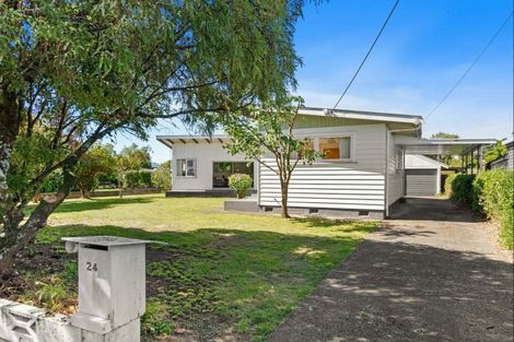 Photo of property in 24 Victoria Street, Carterton, 5713