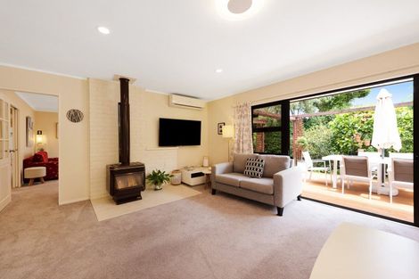 Photo of property in 383a Te Moana Road, Waikanae, 5036