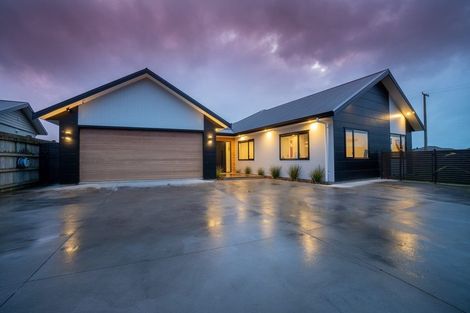 Photo of property in 153 James Line, Kelvin Grove, Palmerston North, 4414