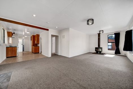 Photo of property in 13 Vancouver Place, Marfell, New Plymouth, 4310