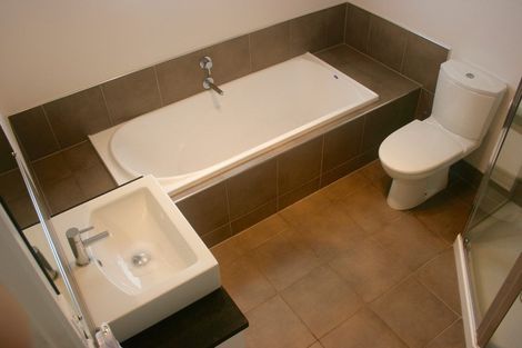 Photo of property in 42a Park Road, Glenfield, Auckland, 0629