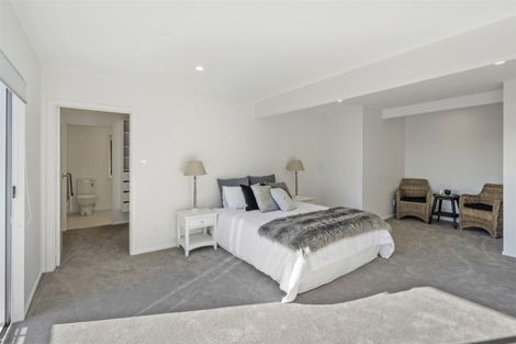 Photo of property in 249 Cannon Hill Crescent, Mount Pleasant, Christchurch, 8081