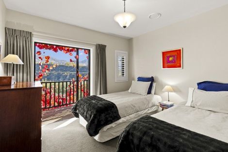 Photo of property in 361 Tucker Beach Road, Queenstown Hill, Queenstown, 9371