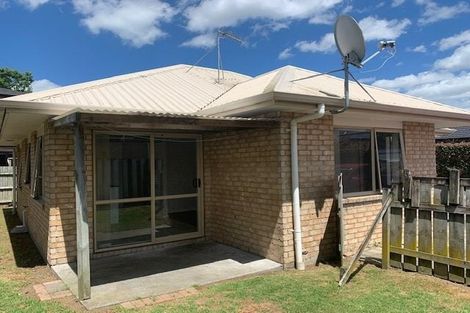 Photo of property in 10 Gibbs Road, Manurewa, Auckland, 2102