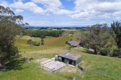 Photo of property in 137 Knorp Street, Halcombe, Feilding, 4779