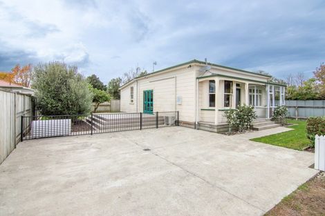 Photo of property in 58 Lincoln Street, Ashhurst, 4810