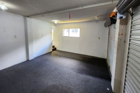 Photo of property in 84 Pioneer Road, Moturoa, New Plymouth, 4310