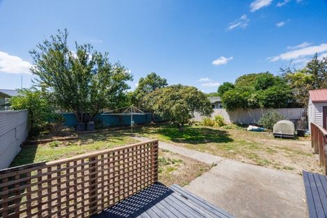 Photo of property in 37 Bryant Street, Takaro, Palmerston North, 4412