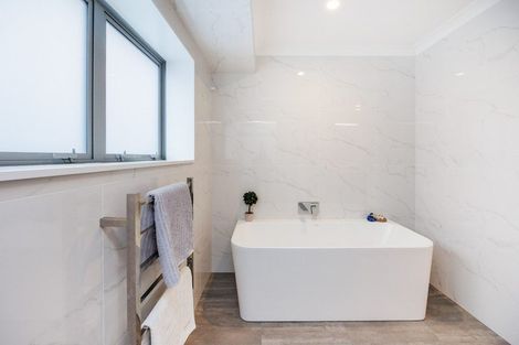 Photo of property in 27 Titoki Street, Palmerston North, 4414