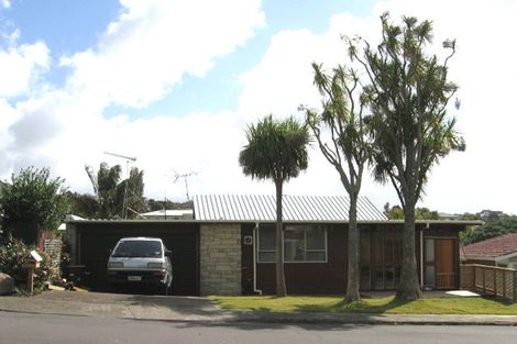 Photo of property in 92 Parr Terrace, Castor Bay, Auckland, 0620