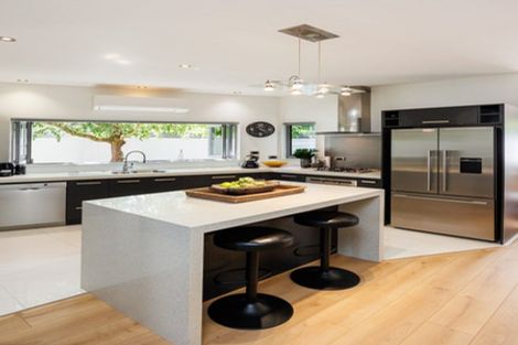 Photo of property in 23 Montgomery Terrace, Hokowhitu, Palmerston North, 4410