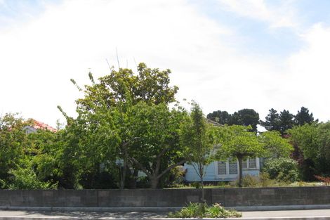 Photo of property in 255 Wainoni Road, Avondale, Christchurch, 8061