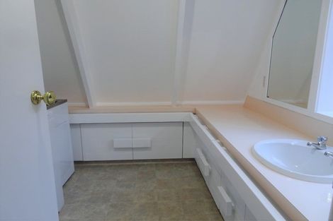 Photo of property in 8 Leith Crescent, Greymouth, 7805