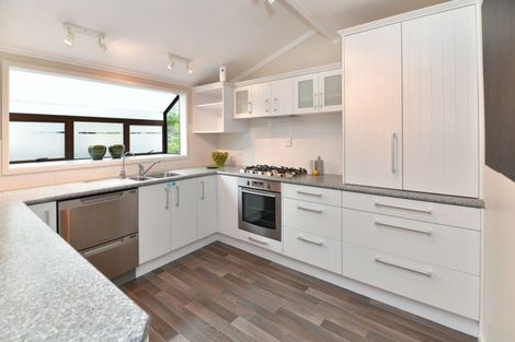 Photo of property in 53a Swann Beach Road, Stanmore Bay, Whangaparaoa, 0932