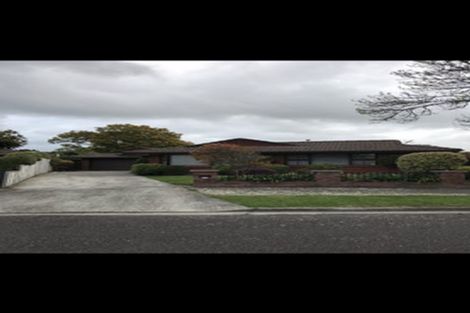 Photo of property in 11a Montgomery Terrace, Hokowhitu, Palmerston North, 4410