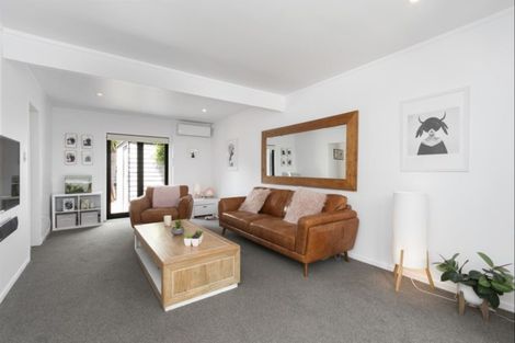 Photo of property in 17 Wimbledon Way, Remuera, Auckland, 1050