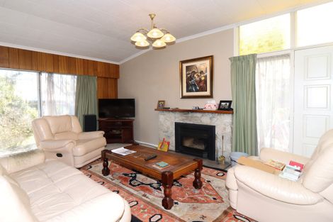 Photo of property in 38 Richmond Road, Carterton, 5713