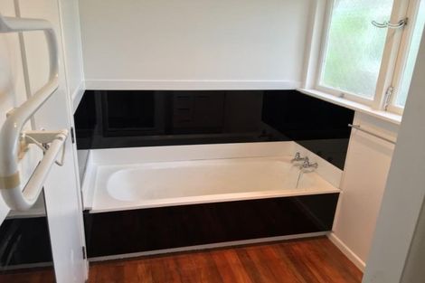 Photo of property in 13 Gregory Place, Mount Roskill, Auckland, 1041