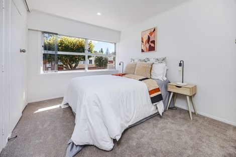 Photo of property in 3 Halcyon Place, Papatoetoe, Auckland, 2025