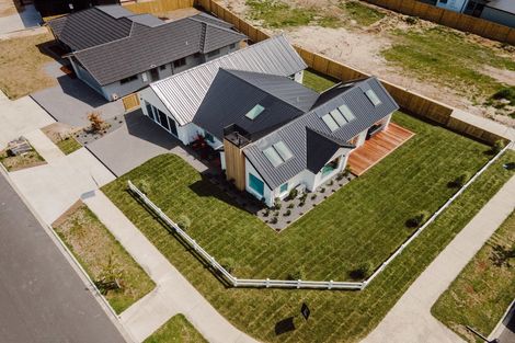 Photo of property in 35 Maunganamu Drive, Wharewaka, Taupo, 3330