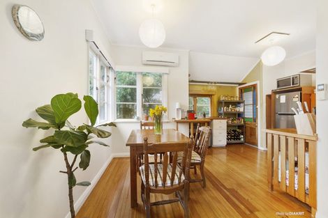 Photo of property in 11 Leveson Street, Strathmore Park, Wellington, 6022