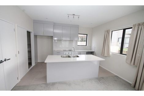 Photo of property in 20/79 Ranfurly Road, Alfriston, Auckland, 2105