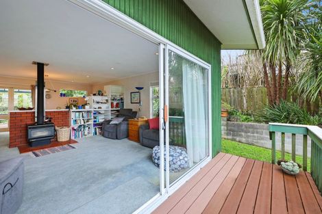 Photo of property in 37 Haseler Crescent, Howick, Auckland, 2014