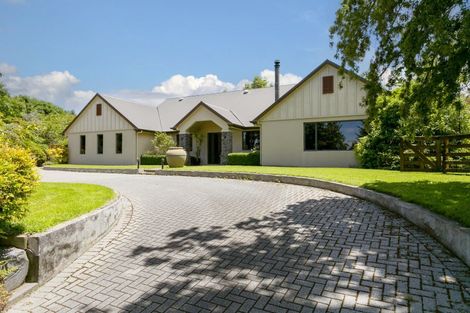 Photo of property in 214 Mapara Road, Acacia Bay, Taupo, 3385