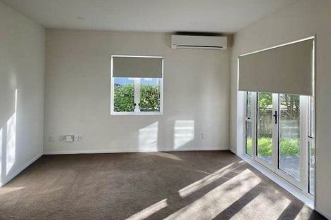 Photo of property in 63 Grove Road, Papakura, 2110