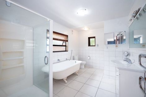 Photo of property in 34 Binnie Street, Paihia, 0200