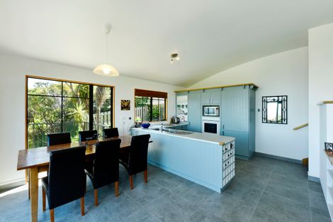 Photo of property in 59 Coster Street, Enner Glynn, Nelson, 7011