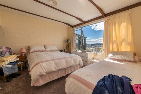 Photo of property in 67 Easther Crescent, Kew, Dunedin, 9012