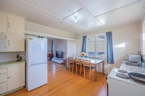 Photo of property in 740 East Coast Road, Pinehill, Auckland, 0632