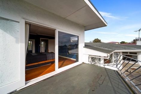 Photo of property in 161 South Road, Hawera, 4610