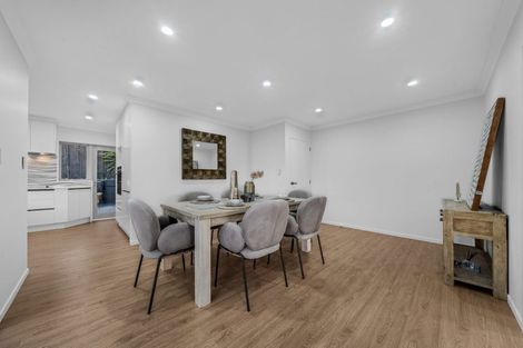 Photo of property in 55b Sheridan Drive, New Lynn, Auckland, 0600