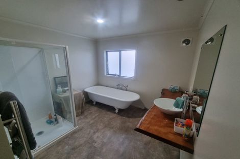 Photo of property in 8 Mangatoa Road, Marokopa, Te Kuiti, 3988