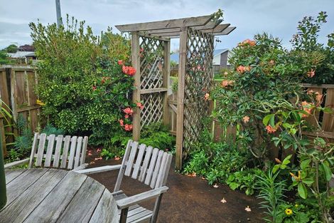 Photo of property in 35 Waimanawa Lane, Waiuku, 2123