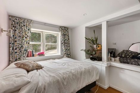 Photo of property in 2/199 Titirangi Road, Titirangi, Auckland, 0604