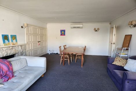 Photo of property in 8 Moorpark Place, Ilam, Christchurch, 8041