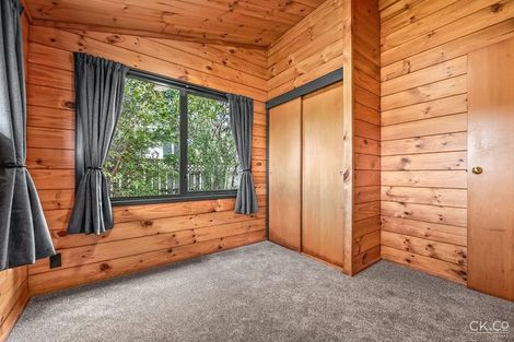 Photo of property in 19 Seymour Grove, Kingsley Heights, Upper Hutt, 5018