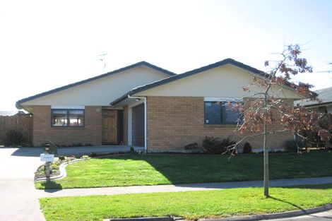 Photo of property in 36 Carisbrook Crescent, Papakura, 2110