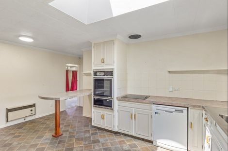 Photo of property in 7 Avon Street, Levin, 5510