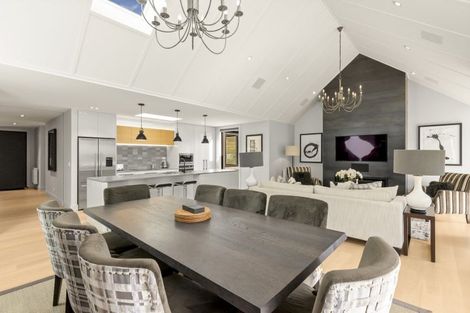 Photo of property in 4 Owen Marshall Lane, Arrowtown, 9371